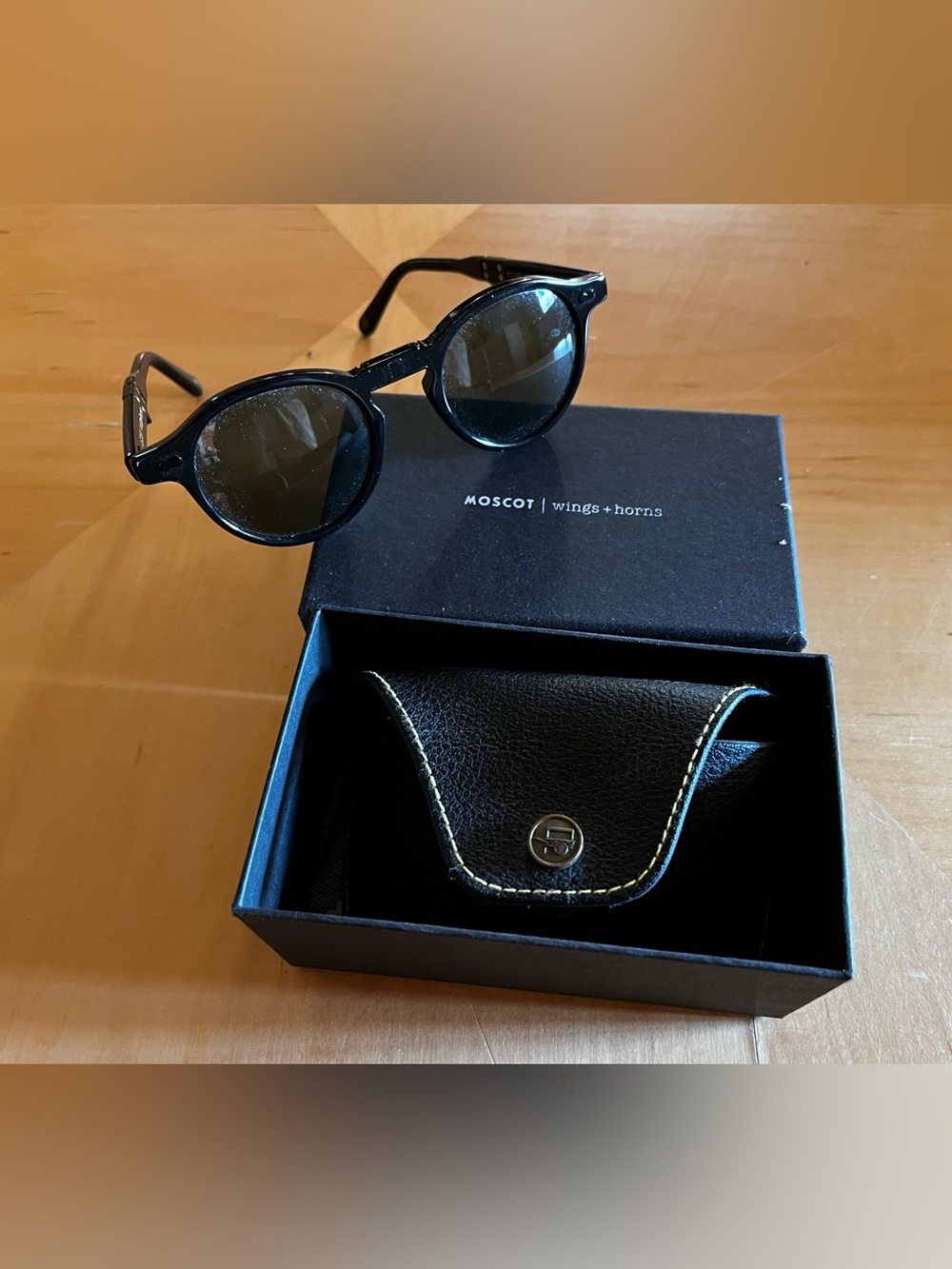 MOSCOT Foldable Black Round Sunglasses with Black Case